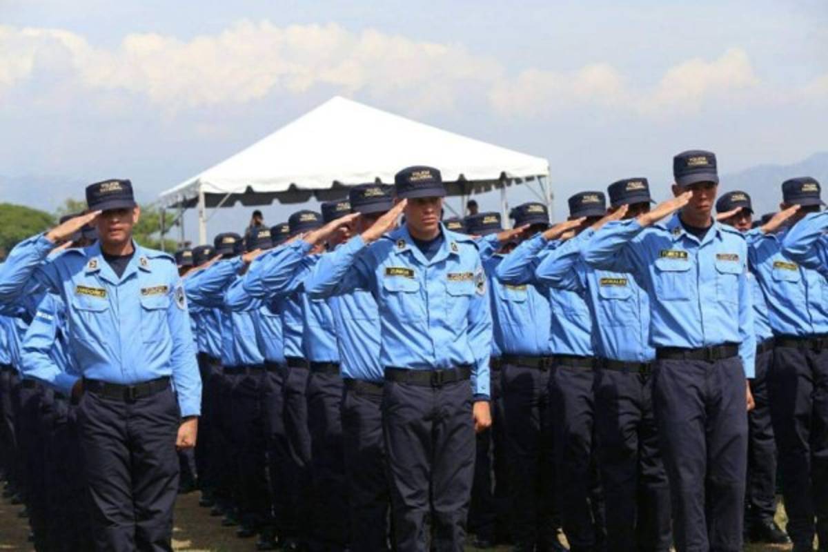 Honduras: Casi mil nuevos agentes se integran a Policía Nacional