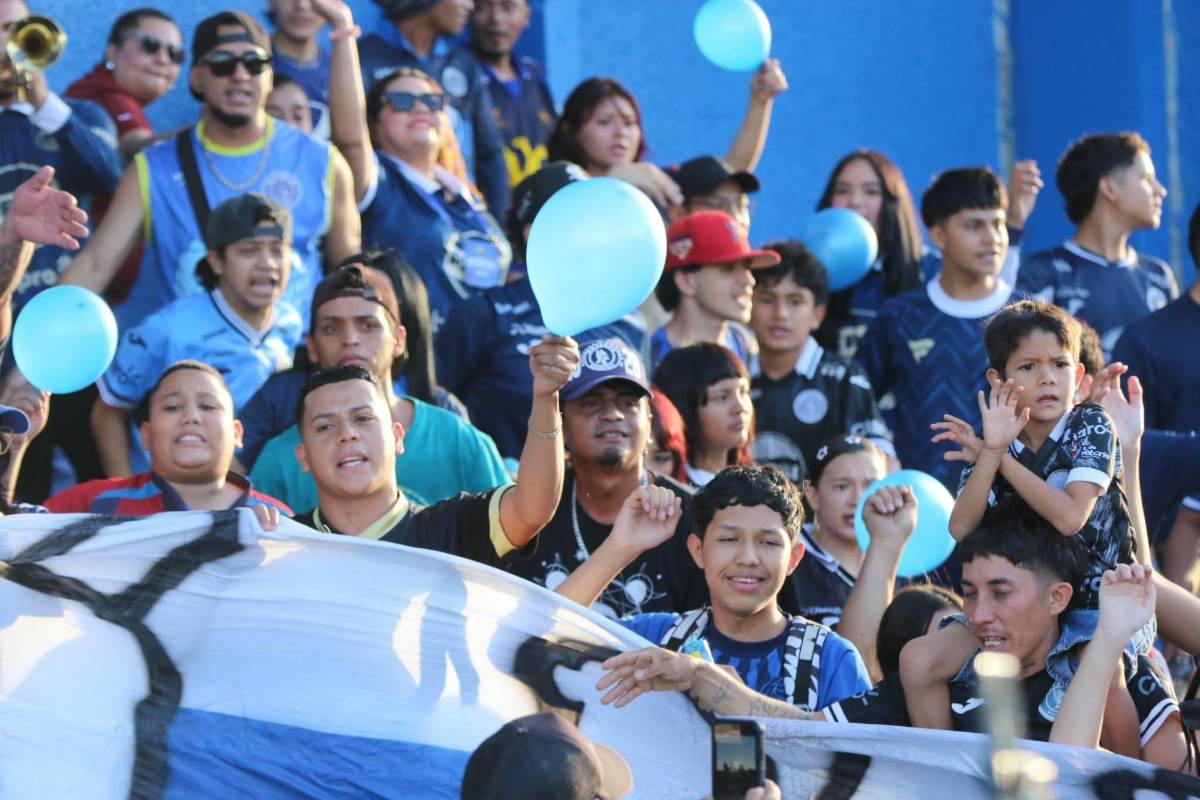 Fiesta total en el Estadio Nacional: Afición de Motagua celebra su 98 aniversario
