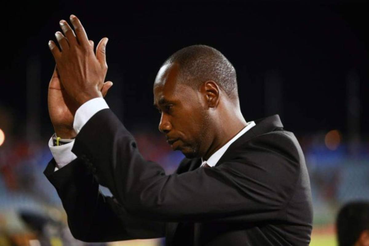 Las potencias aún no definen a su director técnico