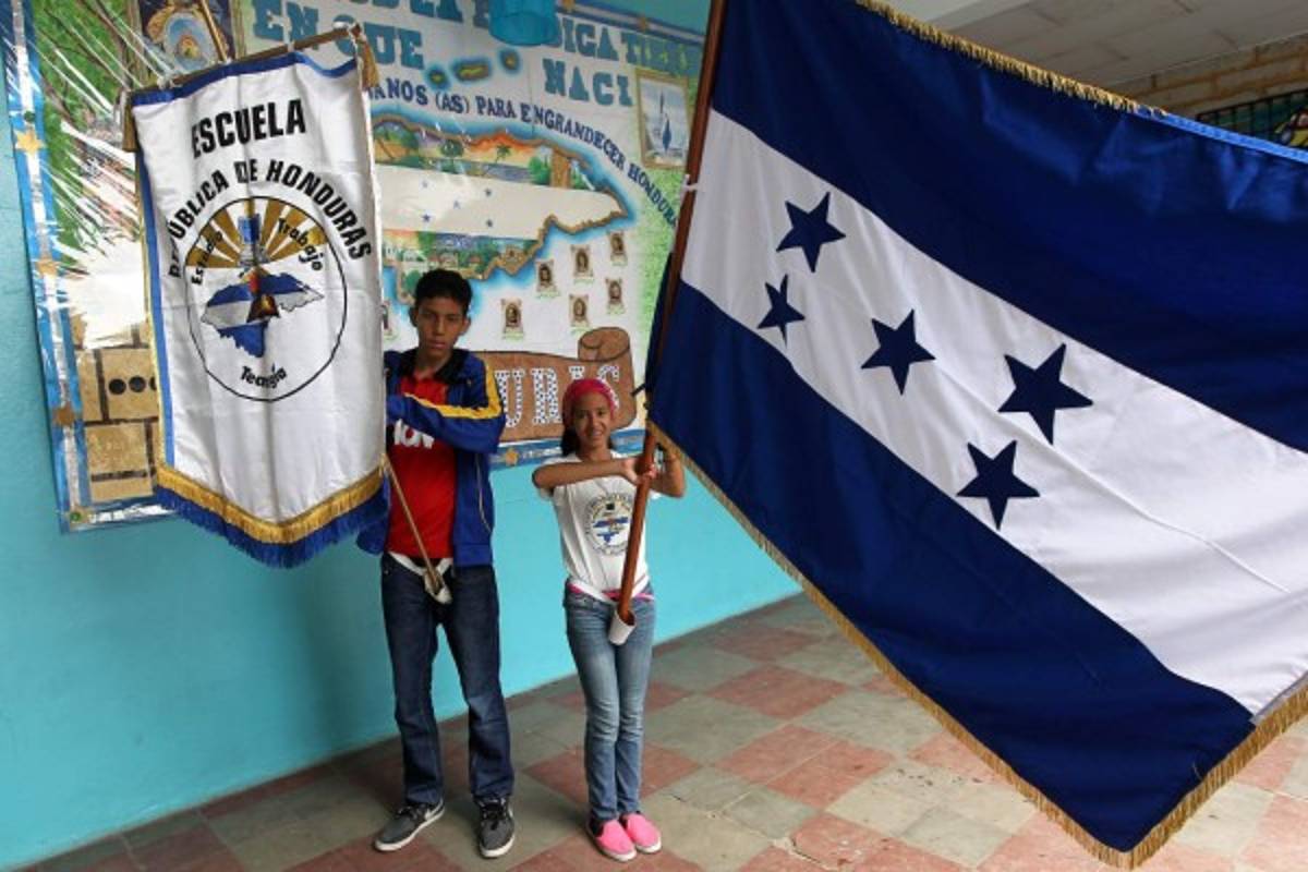 Fiesta patria tiene rostro de Excelencia académica