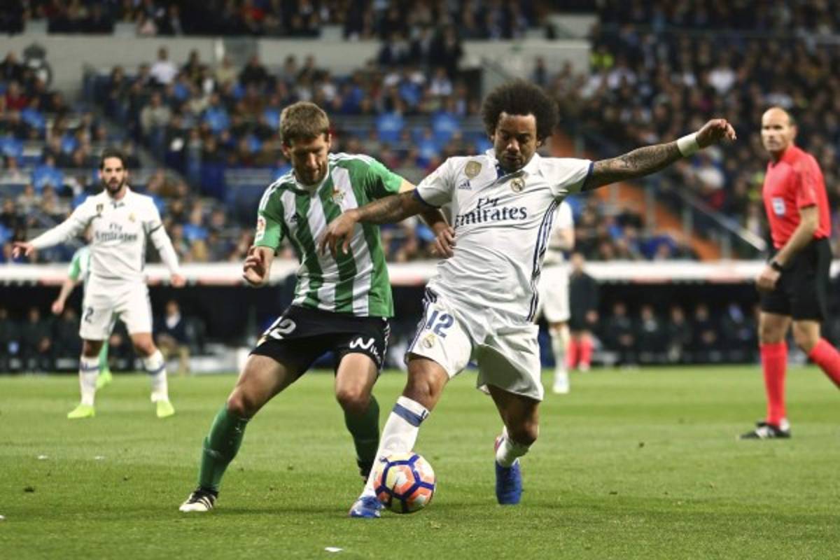 Real Madrid remonta y vence 2-1 al Betis