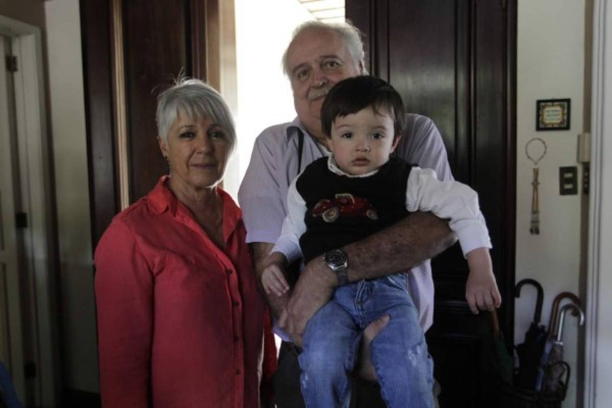 Parientes: Valle murió envenenado