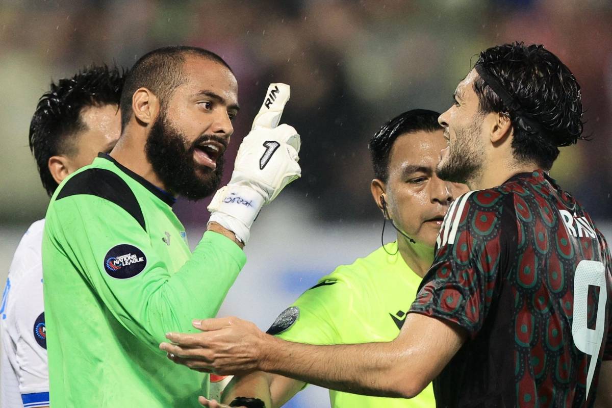 No se vio: Pelea de Menjívar con Jiménez, periodista robó miradas y Aguirre lleno de sangre