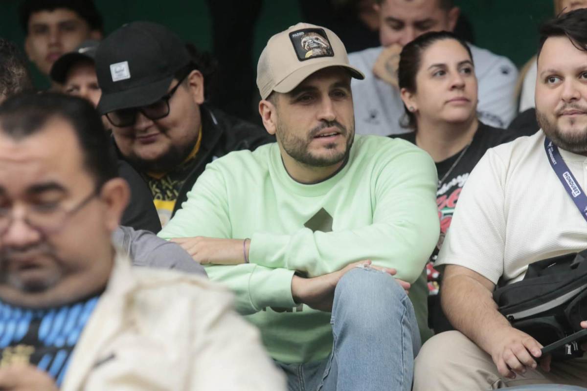 Periodista enamora, argentino sorprende, pleito de aficionados y héroe de Real España ante Motagua