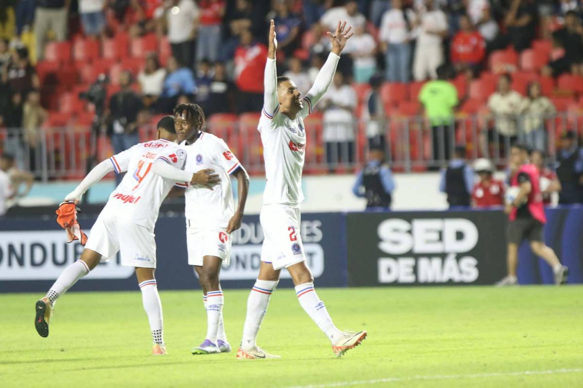 Olimpia liquidó a Motagua: Así fue la celebración del león tras ganar la Supercopa de Honduras
