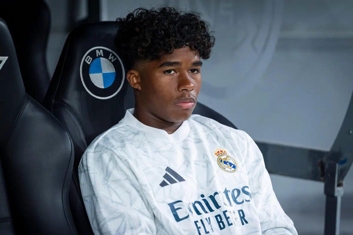 Jugador tiene pensado dejar el Real Madrid; Xabi Alonso no lo pone a jugar