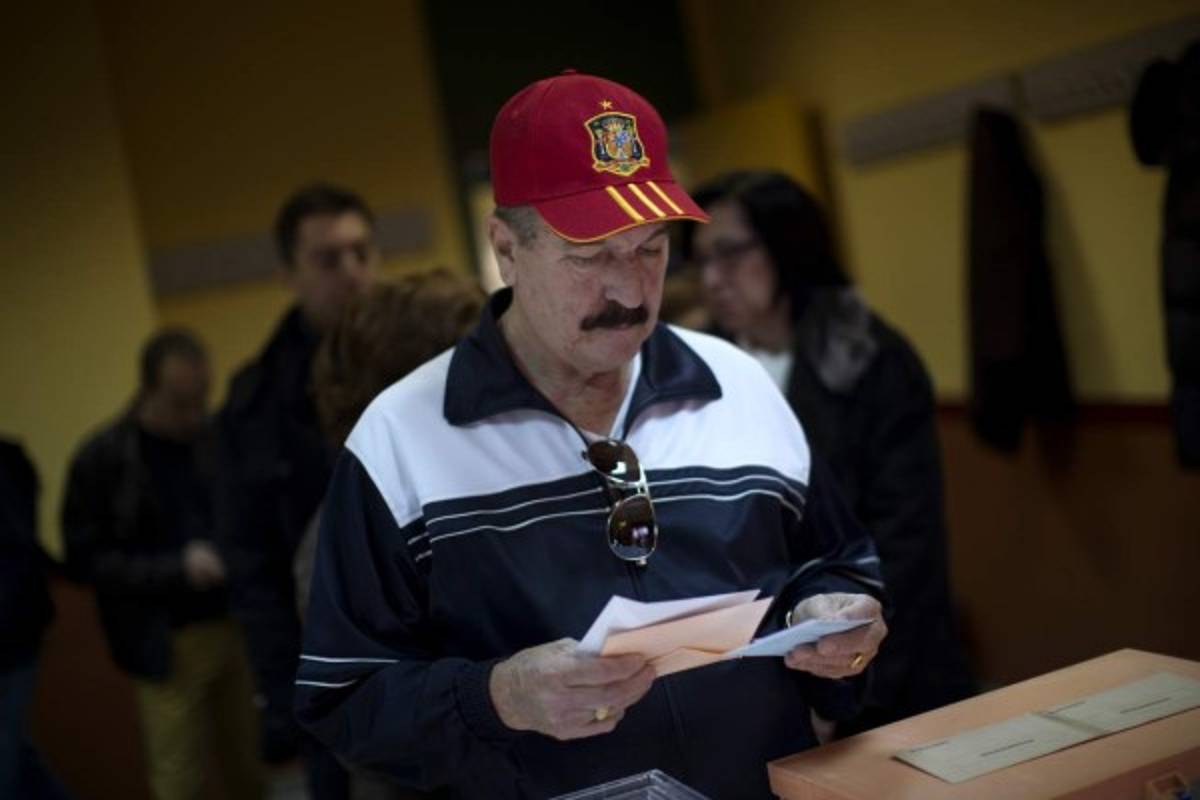 España sale a votar; podría ser fin de sistema bipartidista&nbsp;&nbsp;