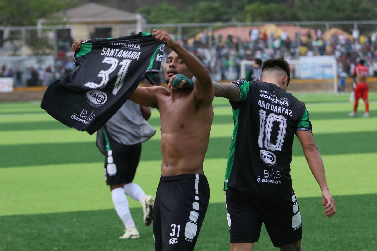 Las tristes y dolorosas imágenes de jugadores de Real Sociedad tras el descenso de Liga Nacional