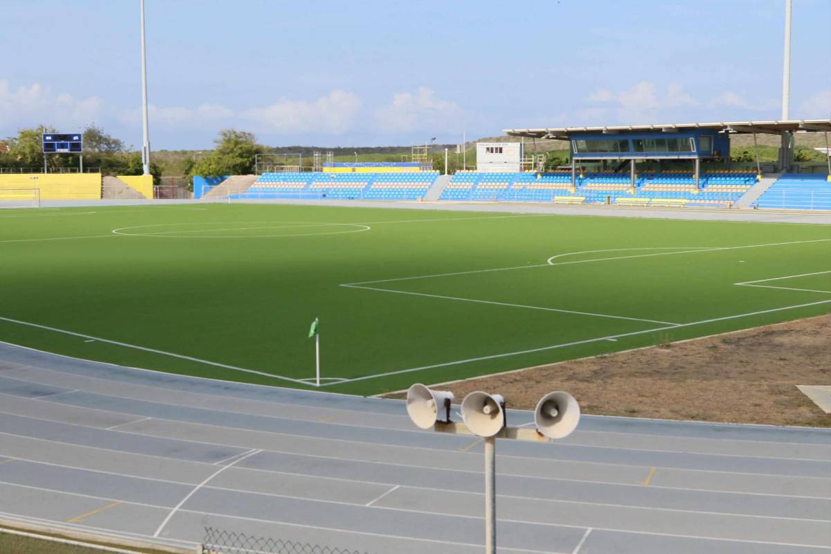 Cancha sintética, mucho calor, así es Curazao, lugar donde jugará Honduras