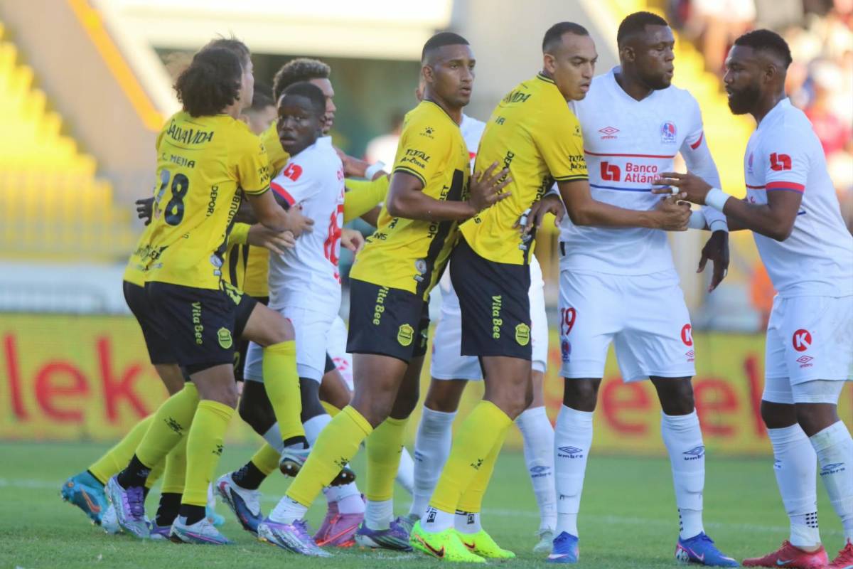 Decomisan armas de fuego a aficionados del Real España previo a partido ante Olimpia