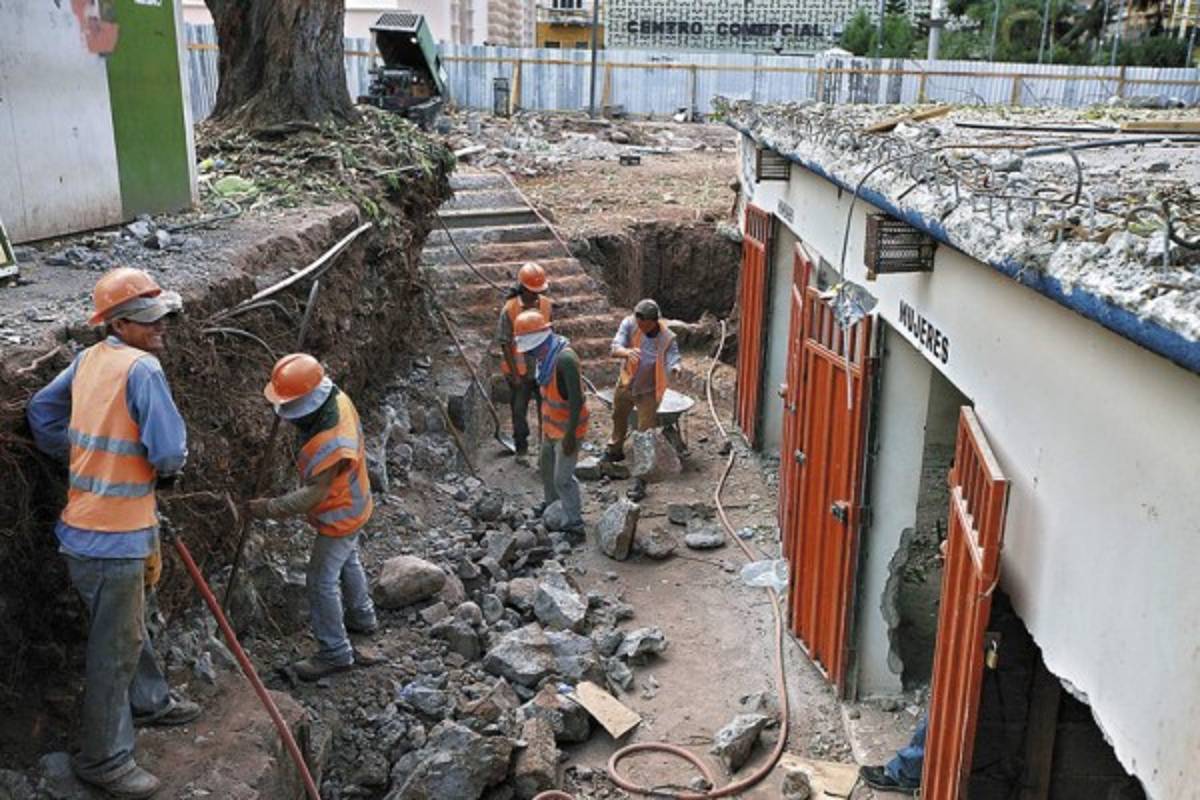 Moderno escenario revitalizará la cultura en la Plaza Central