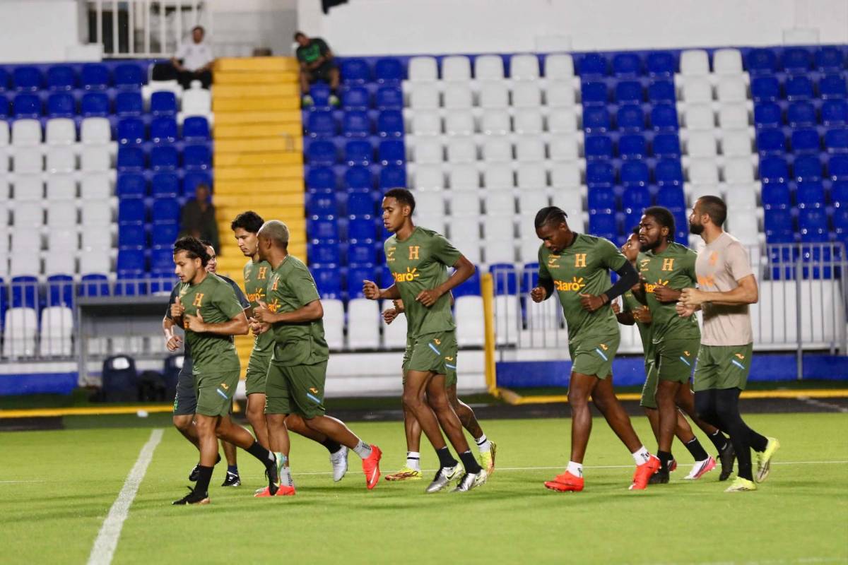 Entreno de Honduras: José Molina toma decisión con grupo de jugadores y Denil Maldonado preocupa