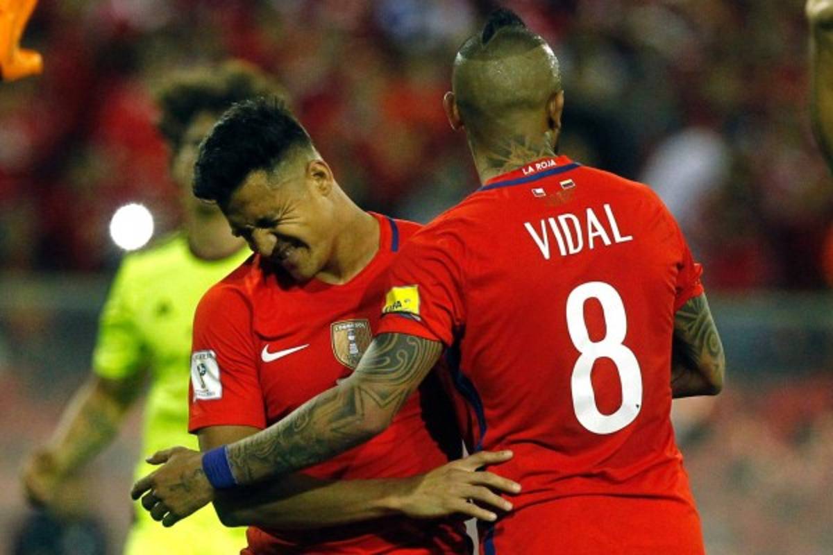 Chile vence 3-1 a Venezuela y se mete en zona de clasificación del premundial