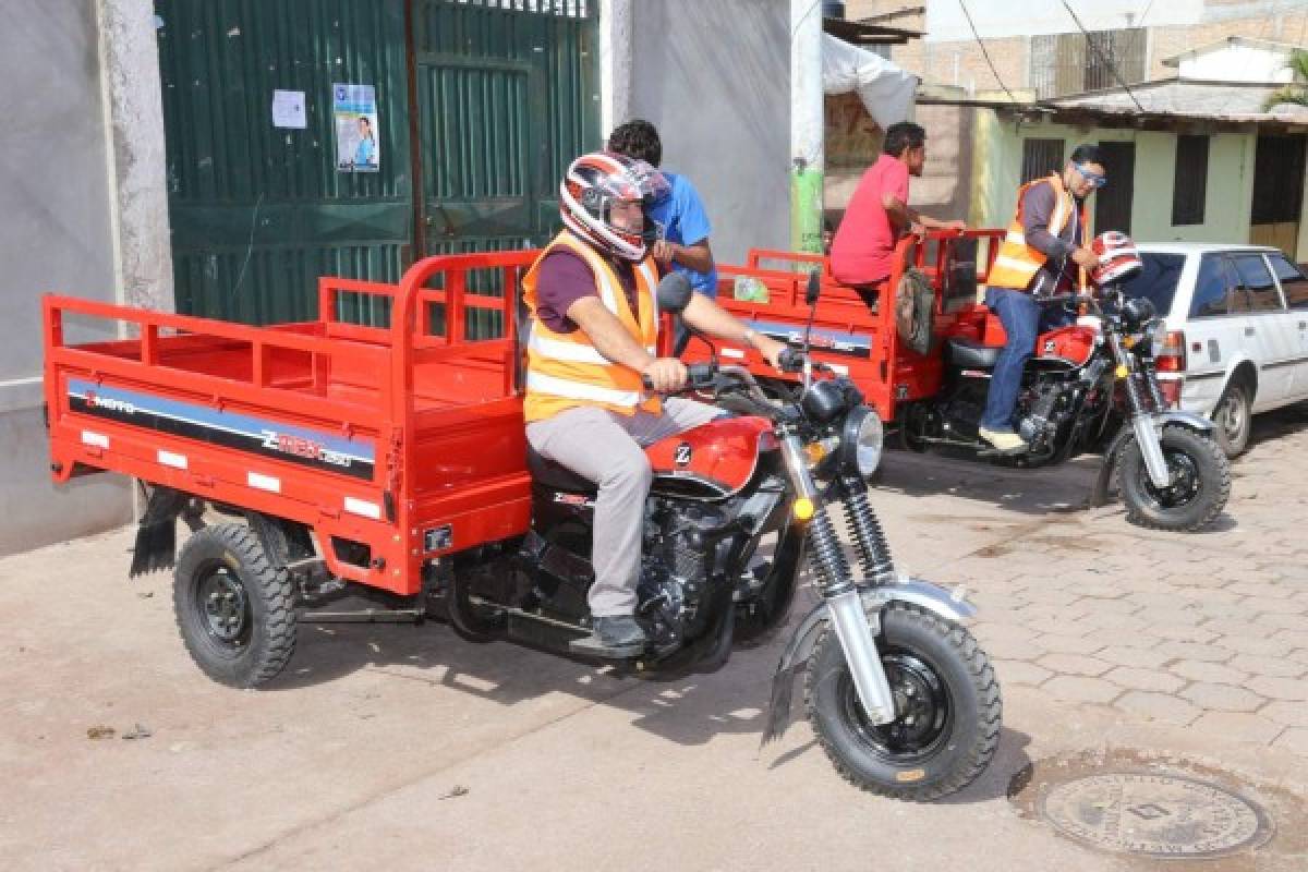 Con mototrocos se realiza el tren de aseo en la colonia El Sitio