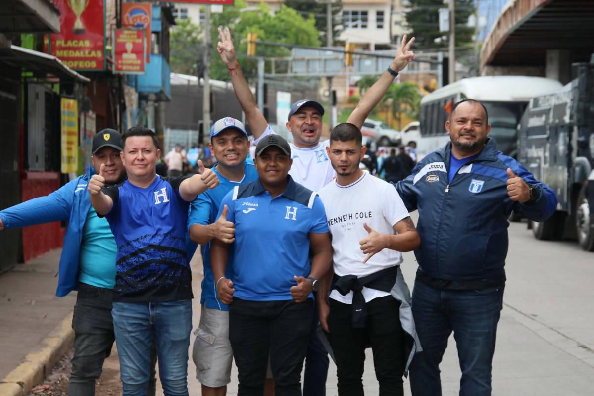 Periodista sorprende, petición a futbolista y respaldo total a la Selección de Honduras ante Haití