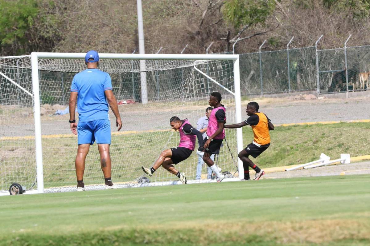 Fichaje del Olimpia fue visto en el entrenamiento y así se preparan para la final ante Real España