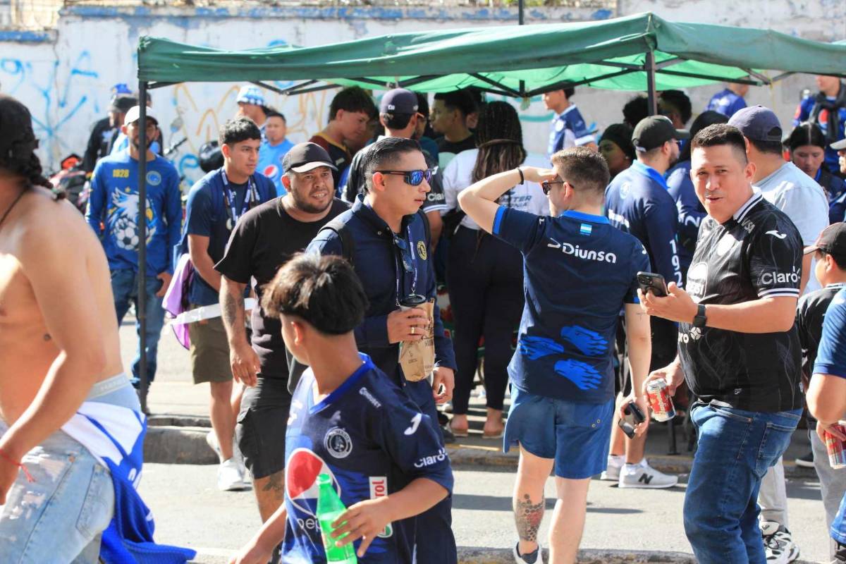 Exmundialista fue solicitado, lindas chicas de Motagua enamoran y Real España llega en silencio