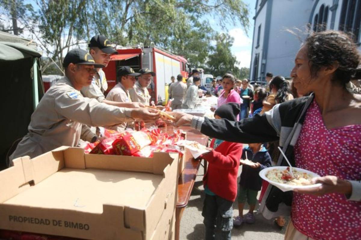 Honduras: Miles de peregrinos visitan a la Morenita en su cumpleaños