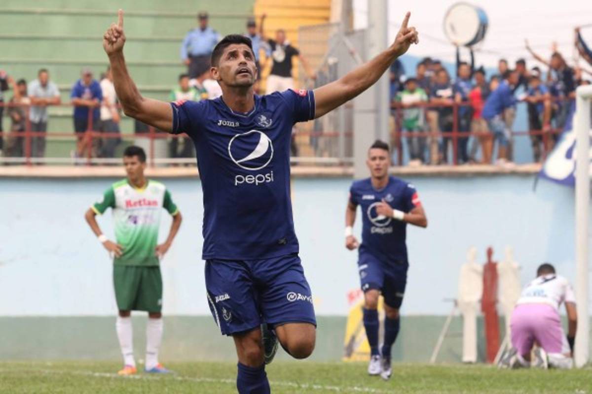 Juticalpa goleó 4-2 a Motagua en el Ramón Brevé