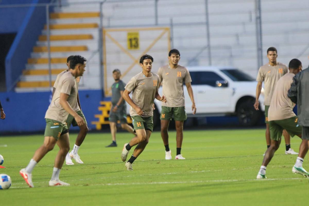 Juegos, risas, tristeza y la visita en último entreno de Honduras previo a partido ante Surinam