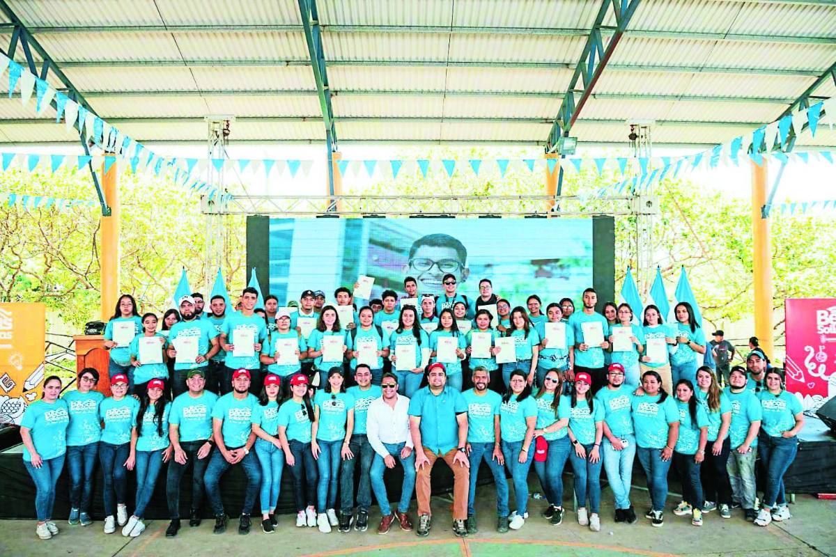 ¿Cómo acceder a las becas solidarias del gobierno?