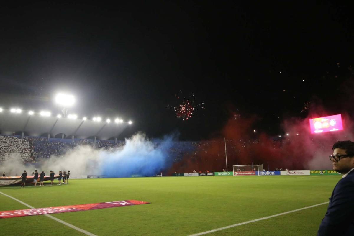 Tristeza de Olimpia, jugador de Cartaginés se burla de la Ultra, leyenda presente y villano en Concacaf