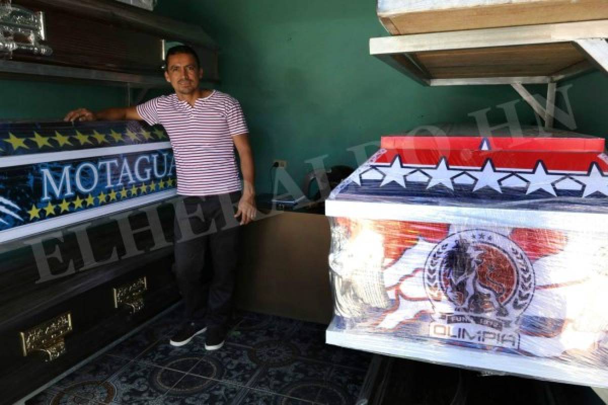 Funeraria en Honduras te garantiza llevar el amor a tu equipo de fútbol a la tumba con exóticos ataúdes