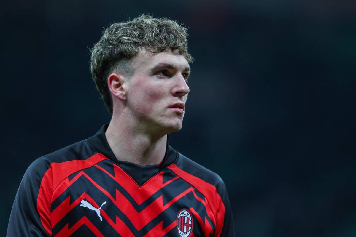 Nuevos fichajes en Real Madrid y Barcelona; Garnacho y Simons cambian de equipo en Europa