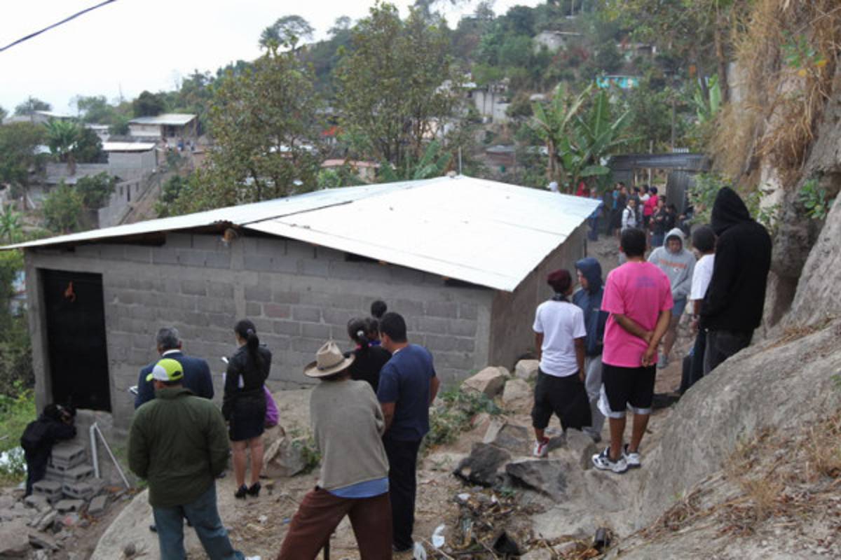 Acribilladas en su casa encuentran a madre e hija