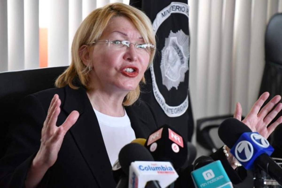 Venezolana Ortega acusa a gobierno de contratar sicarios para matarla