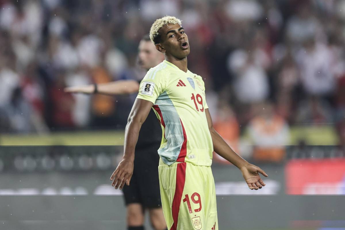 Lamine Yamal se queda varado en Turquía luego de partido de España por eliminatoria