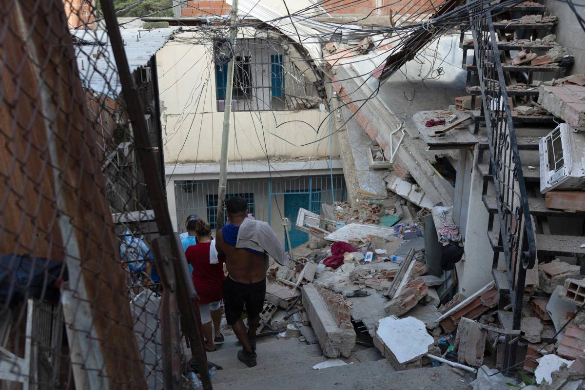 Crece número de extranjeros muertos o desaparecidos tras terremotos en Venezuela