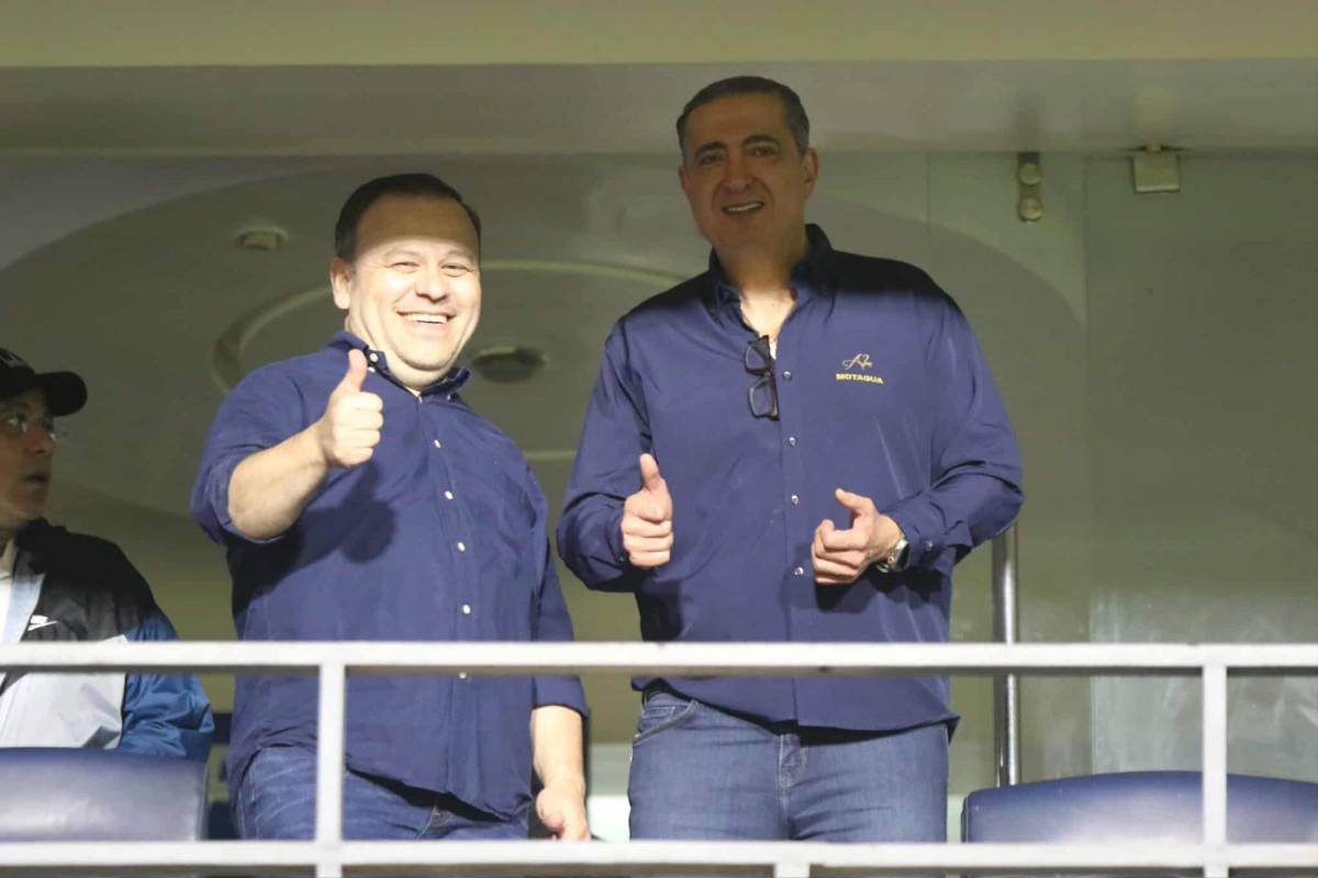 Infiltrados, fiesta de la revo y ambientazo en el Nacional previo al Motagua vs Alajuelense