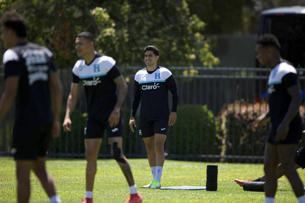 Honduras vs México: Rueda planea su alineación titular y futbolista sorprendió con gesto