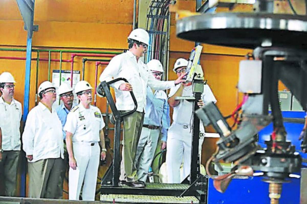 Buque ya zarpó de Colombia y llega el próximo sábado a Honduras