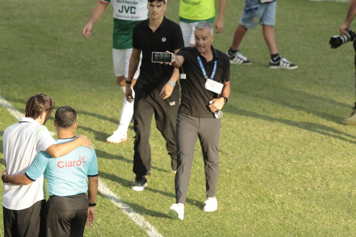 Fotos: Tristeza en el Yankel, Lavallén sacó su VAR y la celebración del Real España