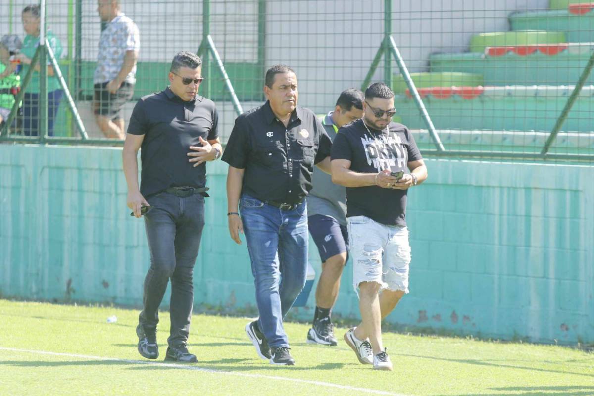 Bellas chicas, lo que hizo el bombero y ambientazo que se vivió en el Yankel Rosenthal Bellas chicas, lo que hizo el bombero y ambientazo que se vivió en el Yankel Rosenthal