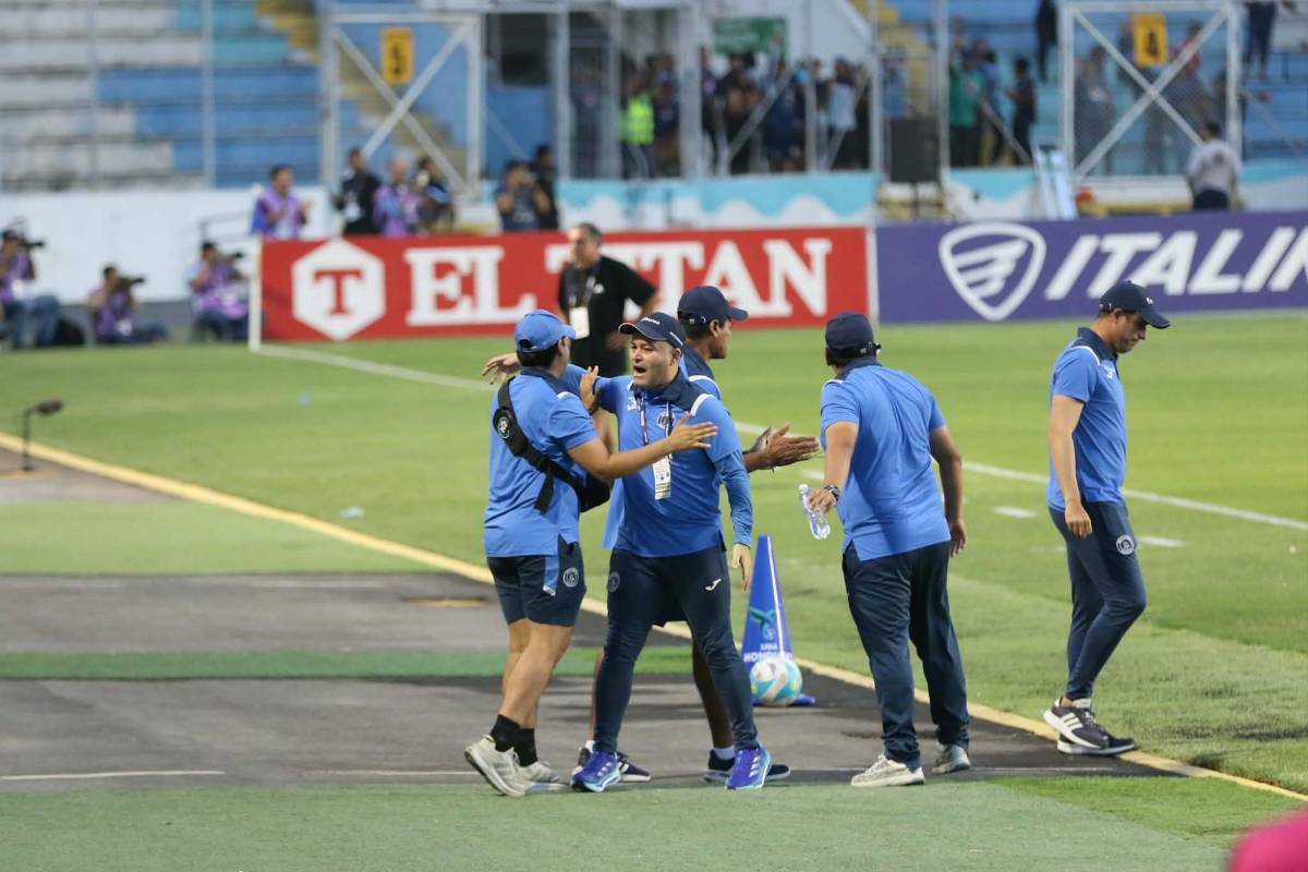 Alegría en Motagua, héroe del partido y afición celebra tras clasificar a nueva final de Liga Nacional