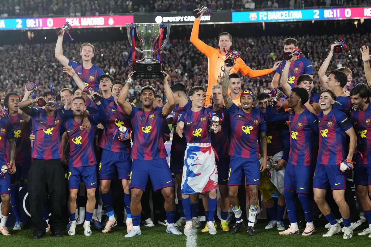 Burlas y festejo frente a su máximo enemigo: Así celebró el Barcelona un nuevo título en España