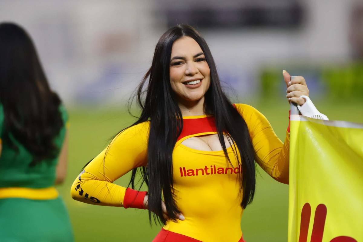 Aficionada enamora, show de las barras y ¿llegó Lavallén?: Ambiente previo al Marathón vs Olimpia