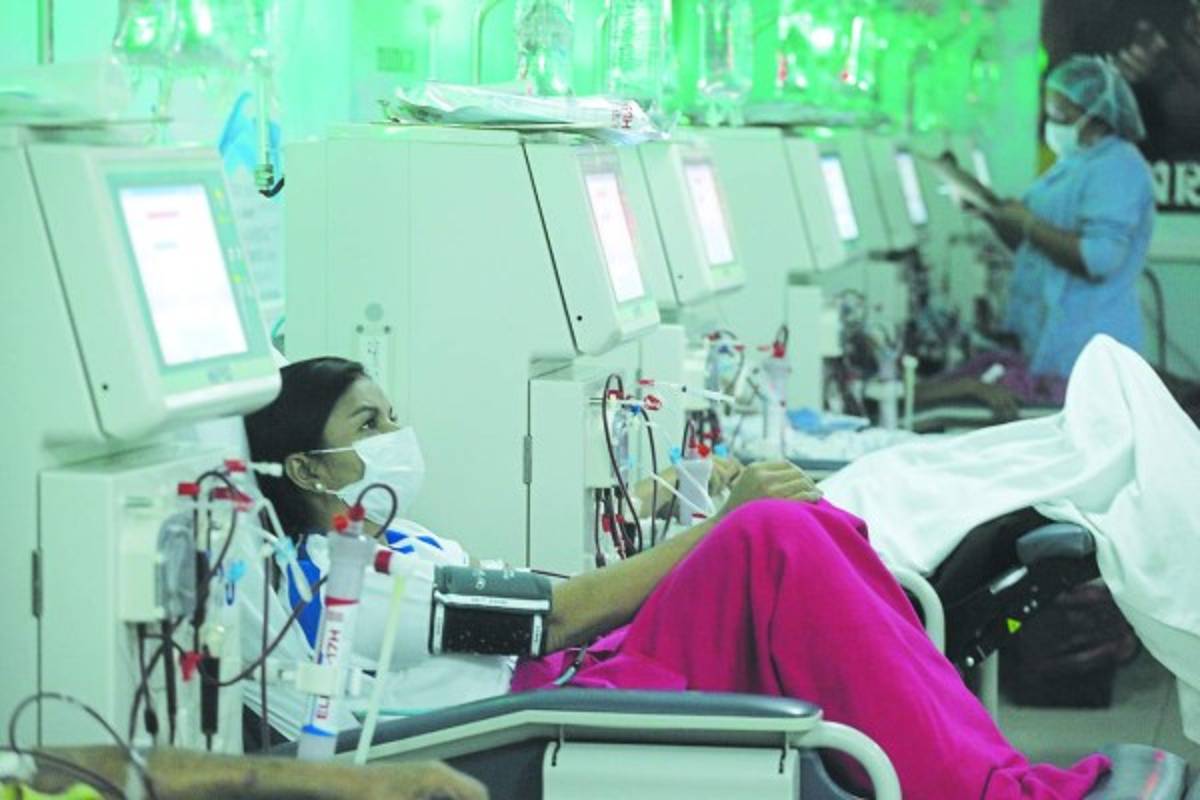 Aumentan pacientes renales en el Hospital Escuela Universitario