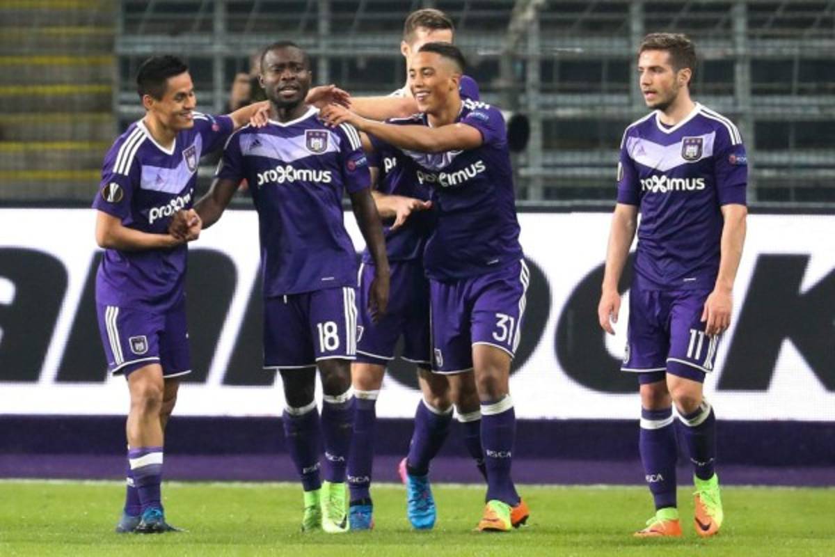 Andy Nájar y Anderlecht gana y pasa a cuartos de final de la Europa League