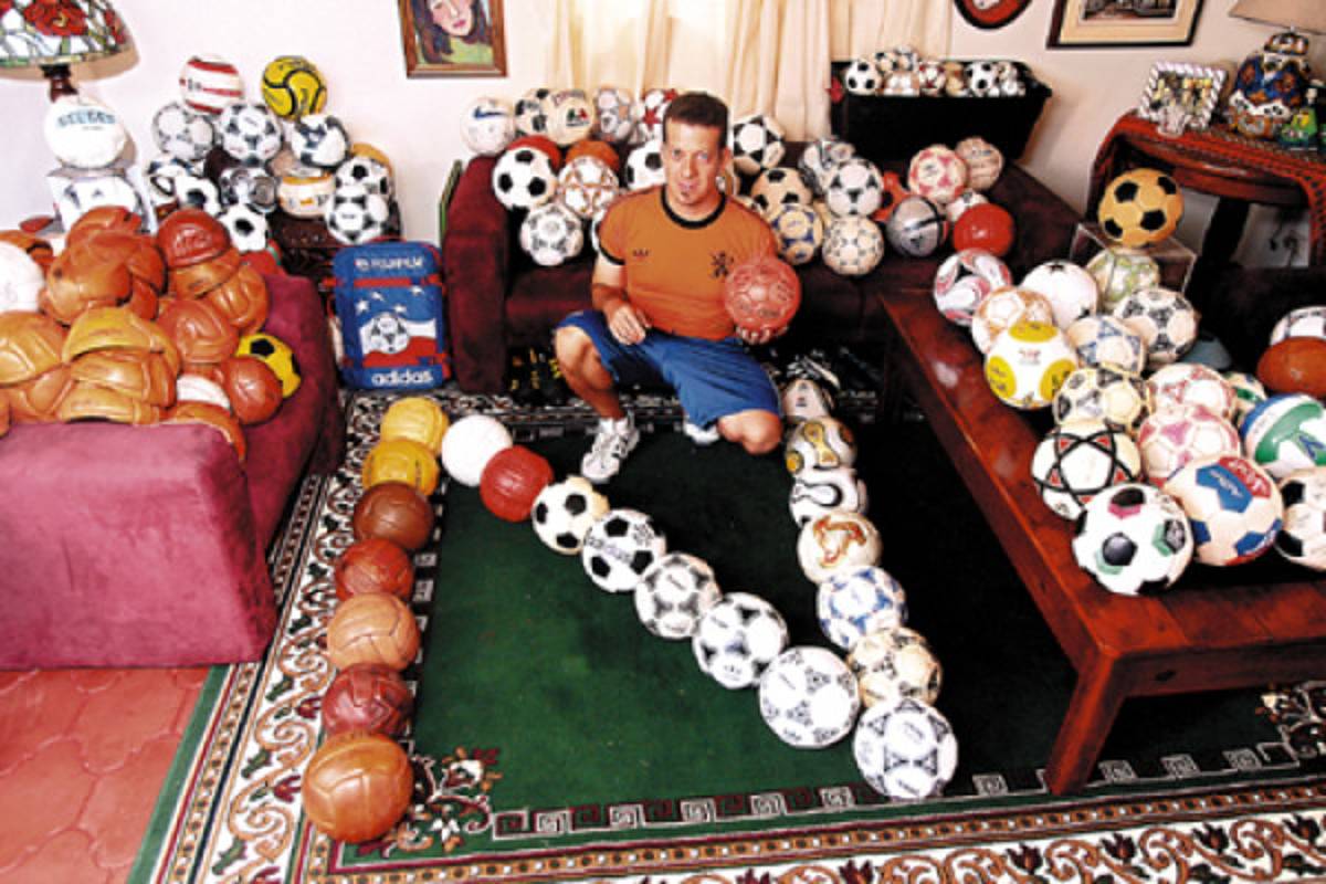 Honduras: El coleccionista de balones de fútbol