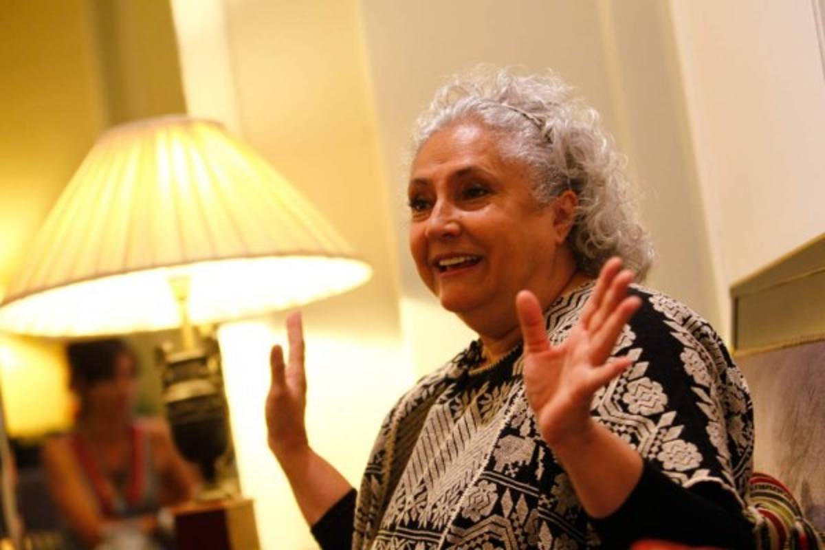 Laura Esquivel enciende el fuego