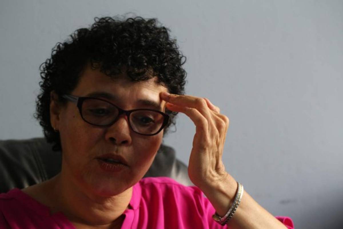 'Fue muy duro separarme de mi hermana gemela'