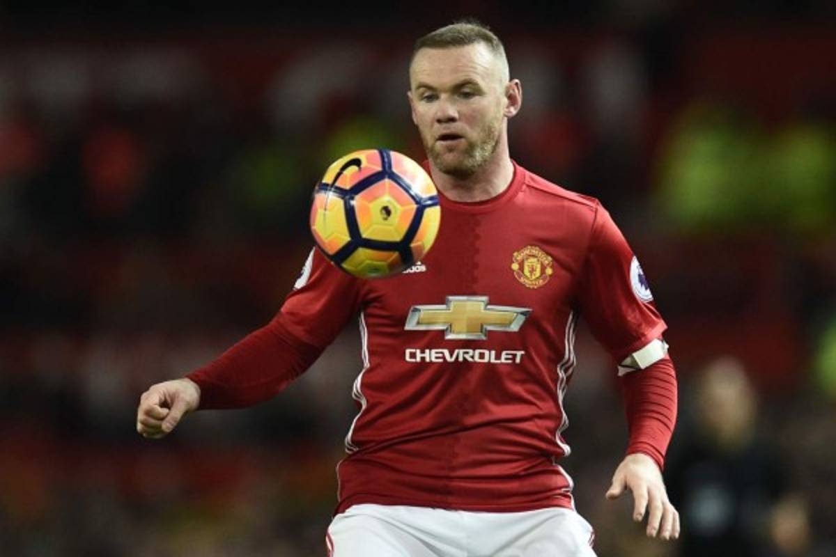 Wayne Rooney: Me quedo en Man U... por ahora
