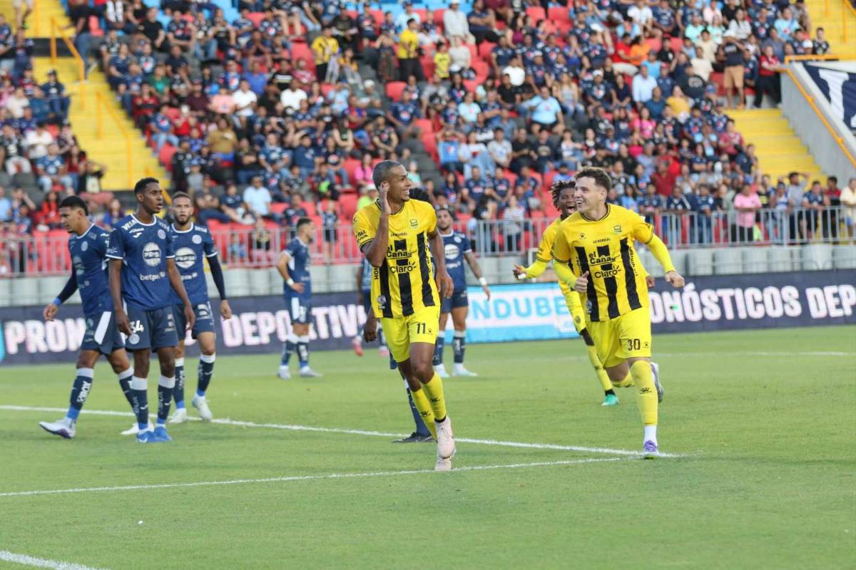 DT de Honduras vigila, esposa de exjugador sorprende y Motagua amarga a Real España