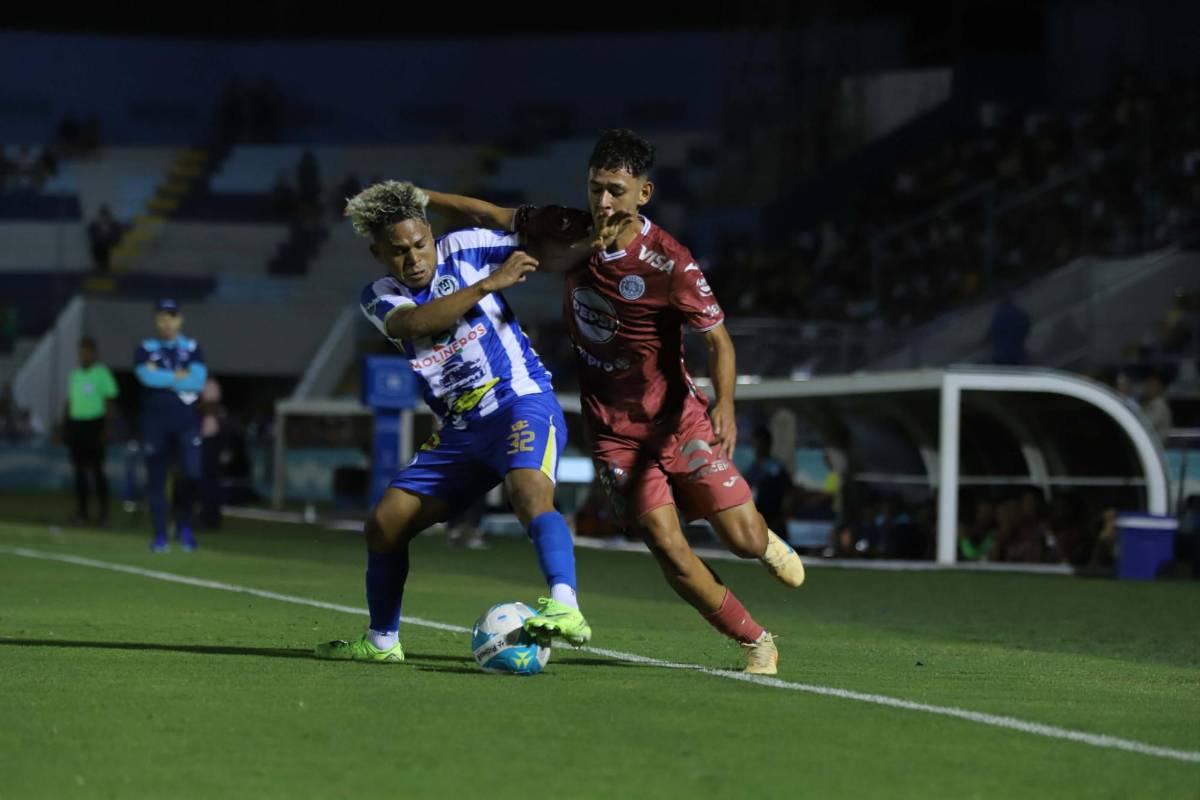 En fotos: Pelinegra deslumbra, La Ceiba se viste de gala y el show de Motagua ante Victoria