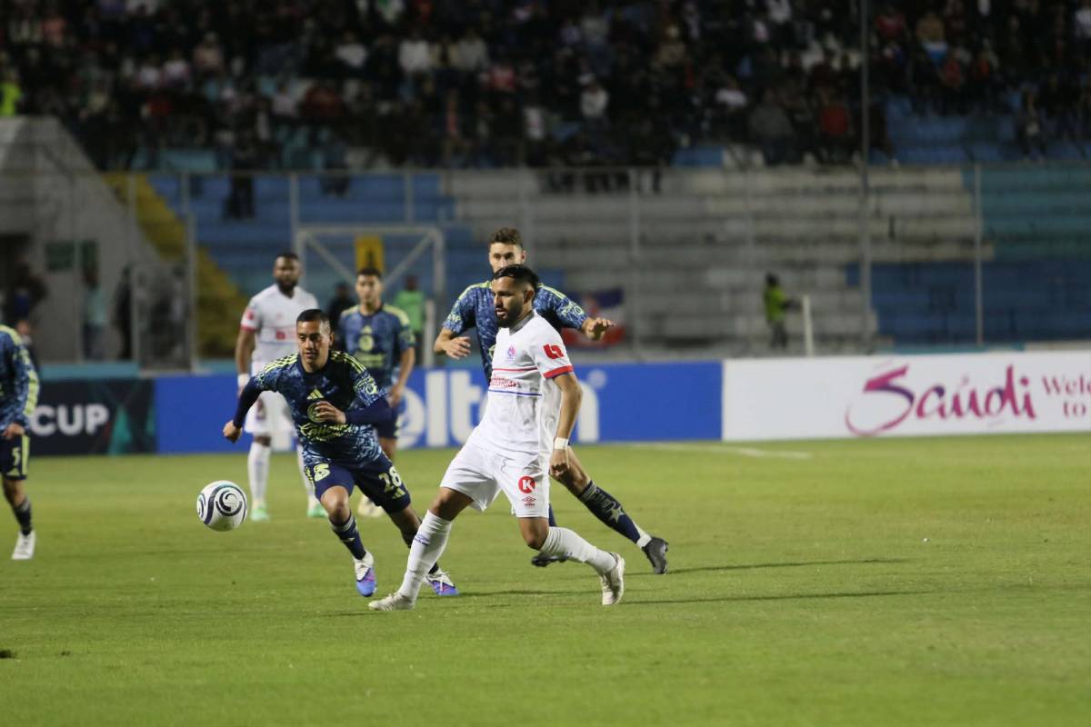 Novia de jugador cautiva, figura del Barcelona llegó y reglamento de Concacaf afecta a Olimpia ante América