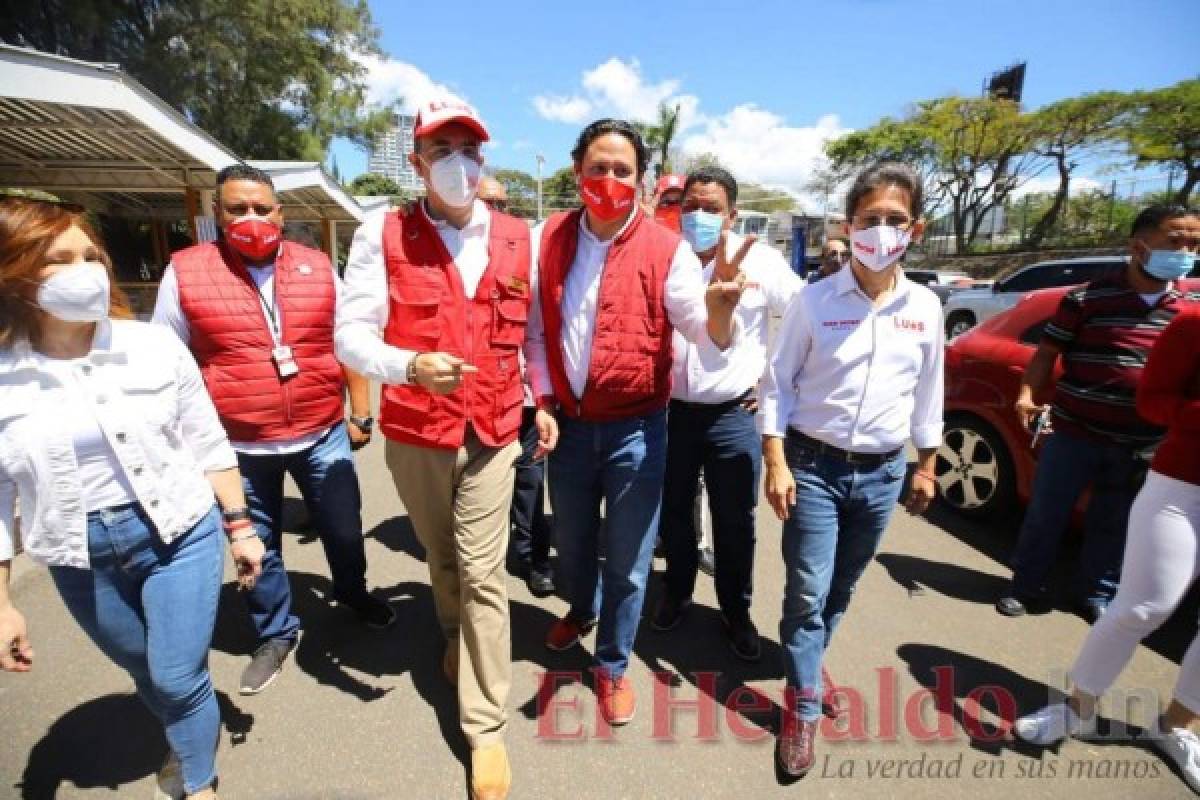 Las 20 imágenes que dejó la jornada electoral en la capital